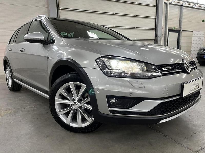 Silber Gebraucht 2015 VW Golf VII Kombi | 14.980 € (Teuer) - Bild 1/4