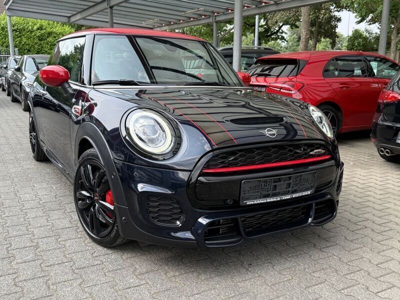 Enigmatic black metallic Gebraucht 2020 Mini John Cooper Works Kleinwagen | 21.899 € (Guter Preis) - Bild 1/4