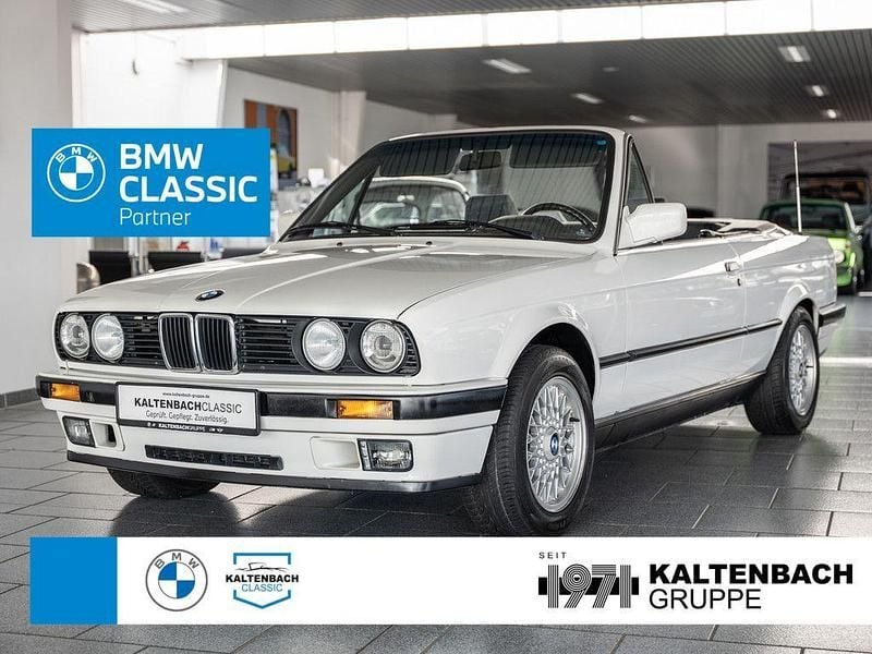 Weiß Gebraucht 1992 BMW 325 Cabriolet Sport Line Cabrio | 19.890 € - Bild 1/3