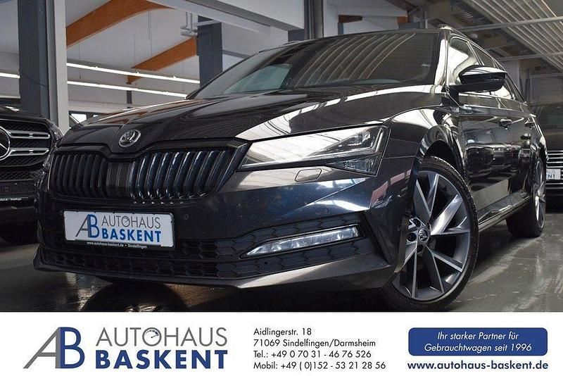 Schwarz Gebraucht 2022 Skoda Superb SportLine Kombi | 28.980 € (Fairer Preis) - Bild 1/4