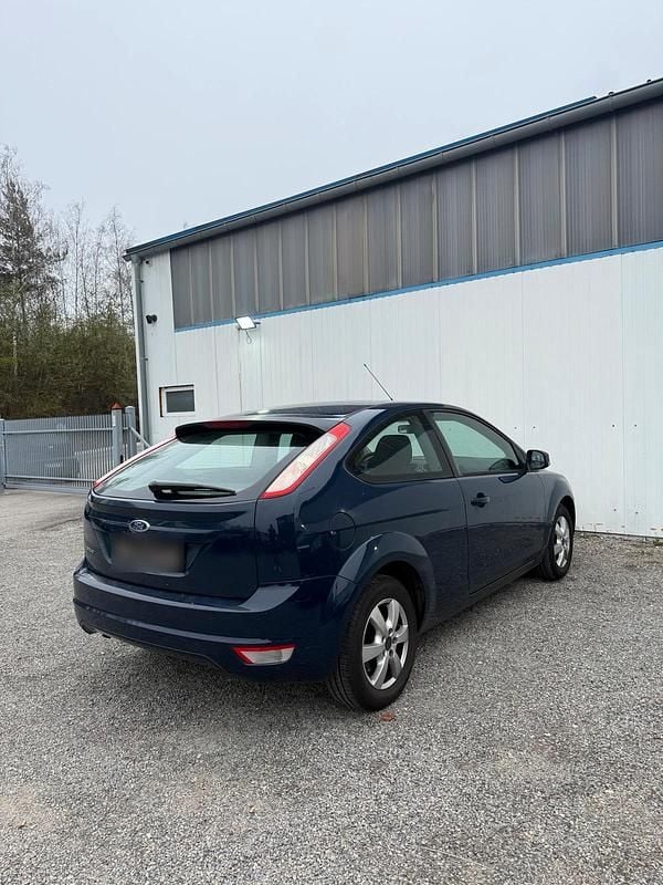 Gebraucht Ford Focus 90 PS (66 kW) 2011 Blau Limousine