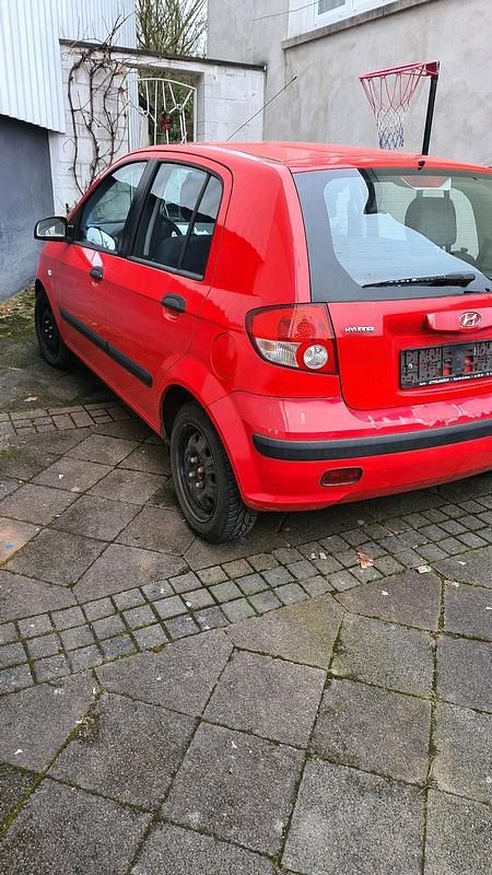 Gebraucht Hyundai Getz 75 PS (55 kW) 2005 Rot Kleinwagen