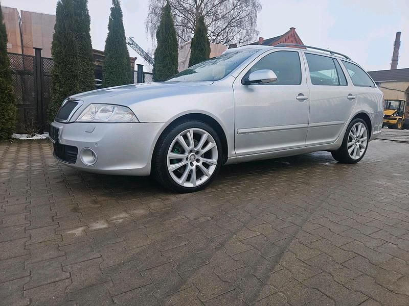 Silber Gebraucht 2006 Skoda Octavia RS Kombi | 1.750 € (Guter Preis) - Bild 1/4