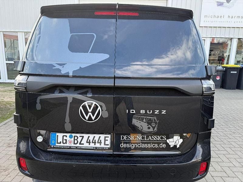 Second-hand VW ID. Buzz 150 kW (204 CP) 2024 Negru Monovolum