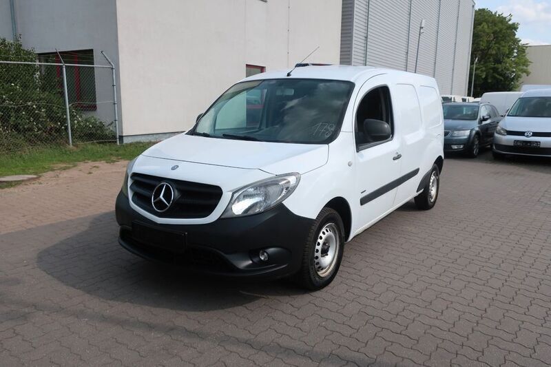 Weiß Gebraucht 2016 Mercedes Citan 109 Limousine | 6.900 € (Teuer) - Bild 1/4