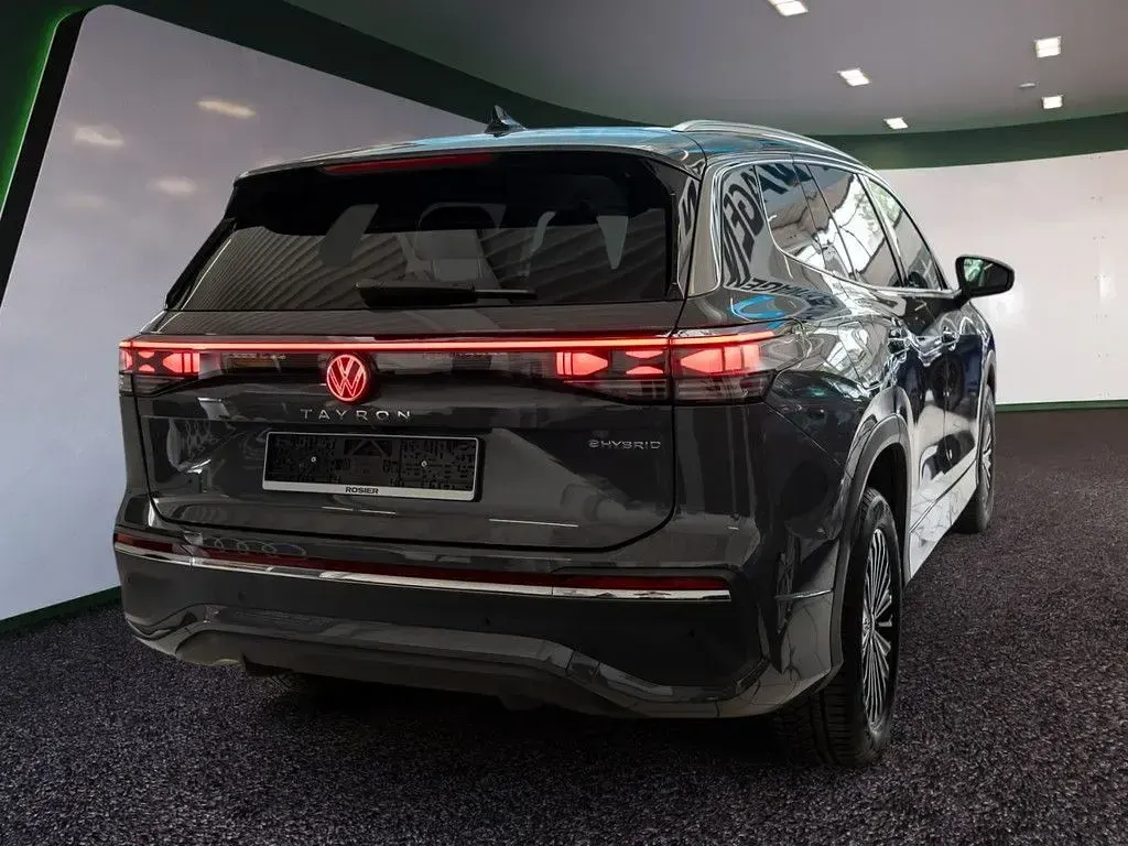 Gebraucht VW Tayron Elegance 150 PS (110 kW) 2025 Grau SUV