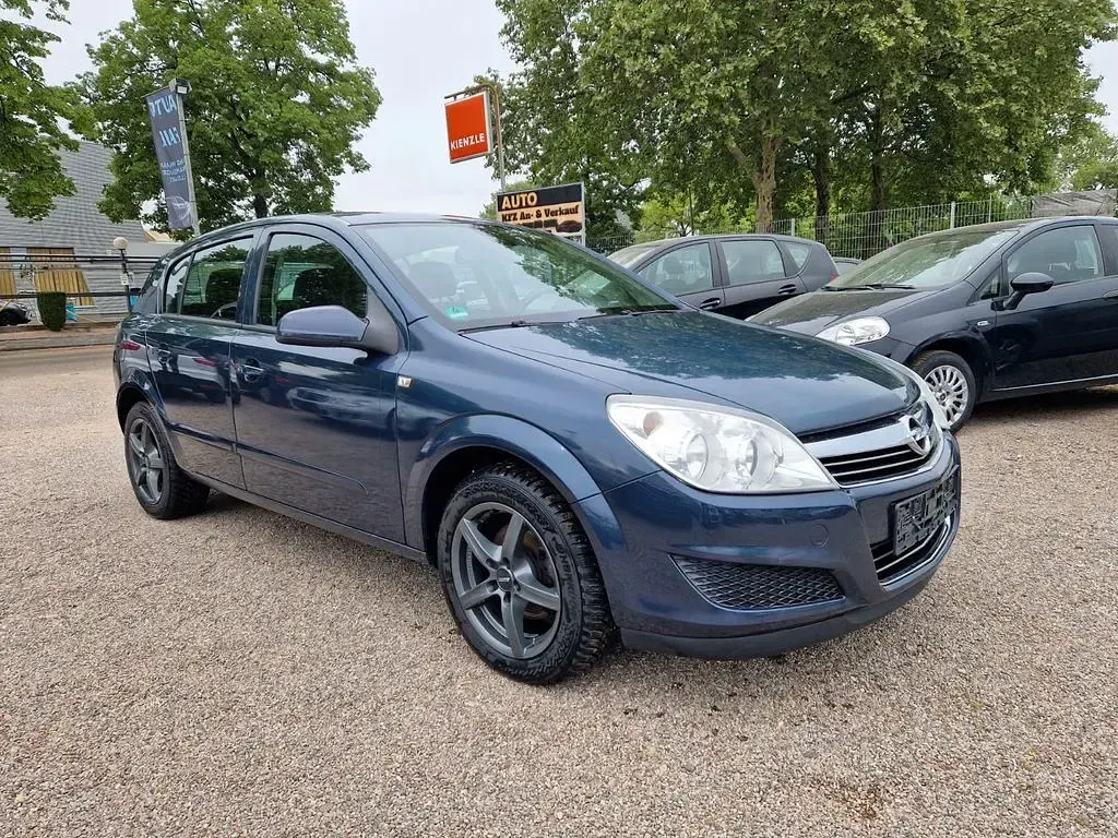 Gebraucht Opel Astra 90 PS (66 kW) 2007 Grau Limousine