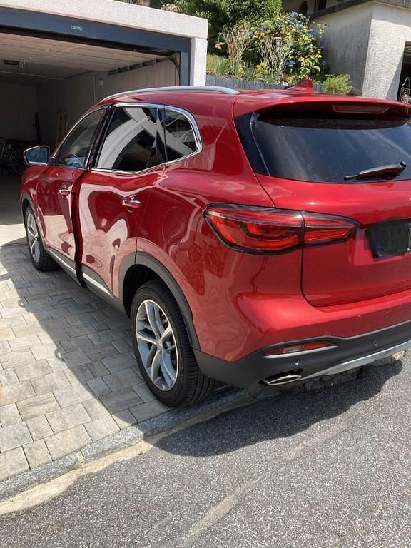 Gebraucht MG EHS Comfort 258 PS (189 kW) 2022 Rot SUV