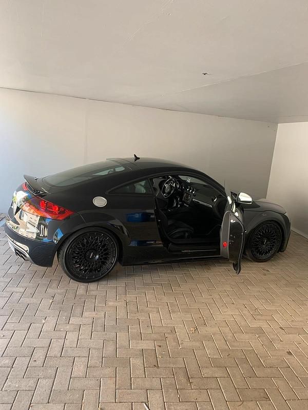 Gebraucht Audi TTS Comfort 272 PS (200 kW) 2012 Schwarz Coupé