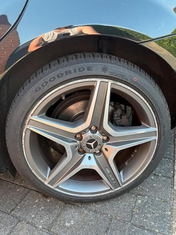 Gebraucht Mercedes C350 292 PS (214 kW) 2010 Schwarz Limousine