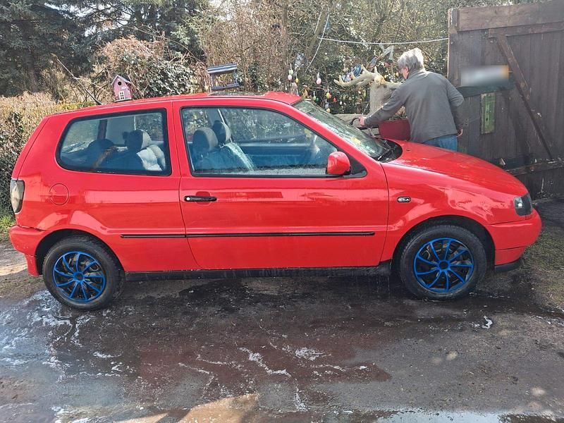 Gebraucht VW Polo 74 PS (54 kW) 1997 Rot Kleinwagen