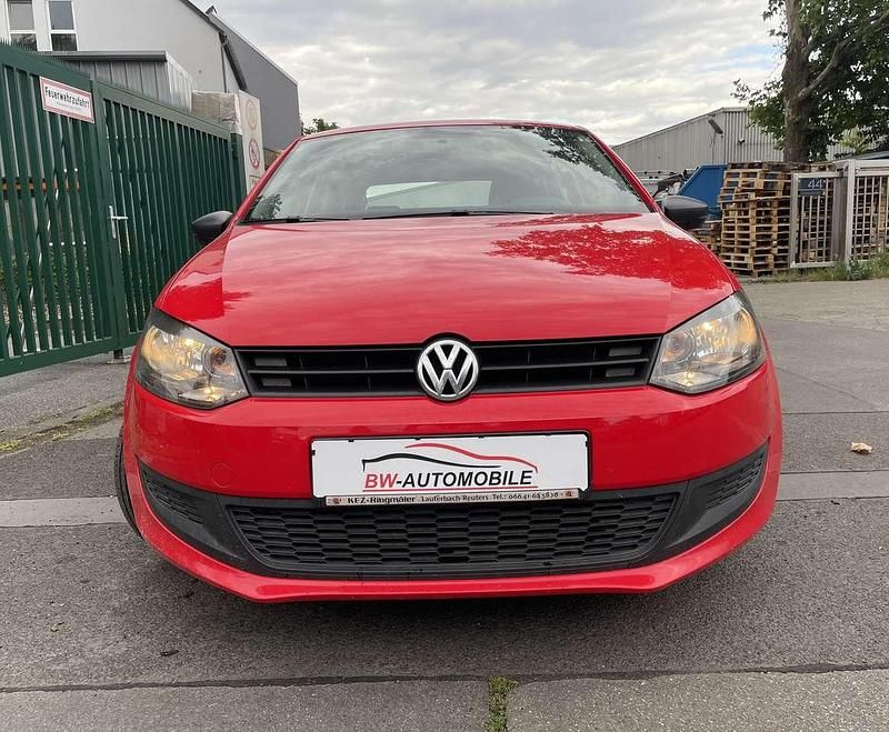 Gebraucht VW Polo Trendline 60 PS (44 kW) 2009 Flashrot Kleinwagen