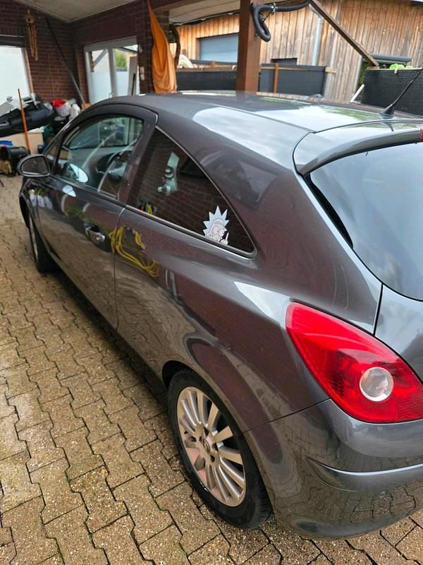 Gebraucht Opel Corsa 87 PS (63 kW) 2010 Grau Kleinwagen