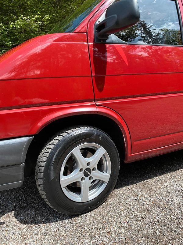 Gebraucht VW Caravelle 116 PS (85 kW) 1995 Rot Van