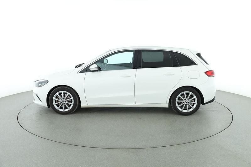 Gebraucht Mercedes B220 Progressive 190 PS (139 kW) 2019 Weiß Van / Kleinbus
