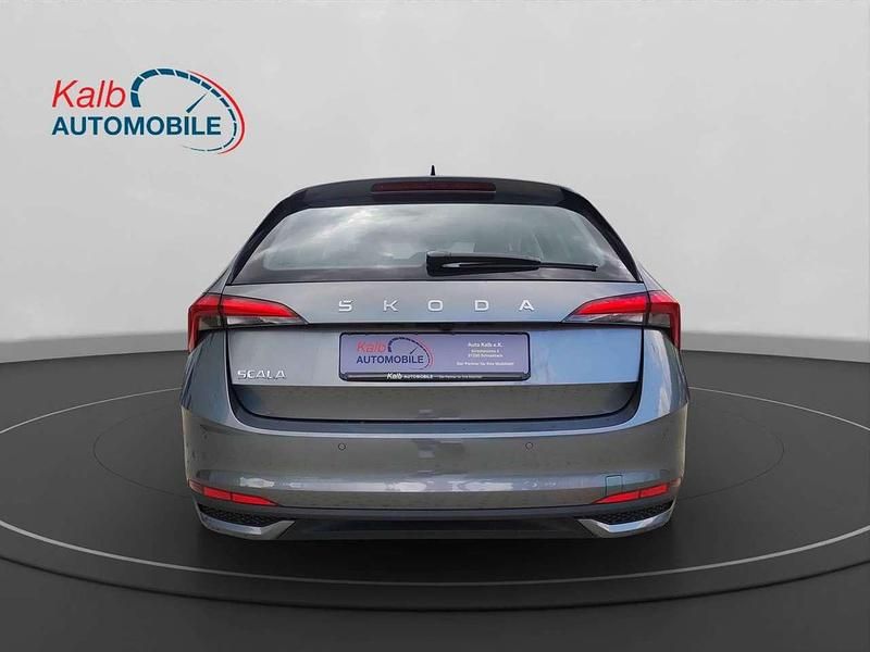 Neu Skoda Scala Selection 95 PS (69 kW) 2025 Grau Kleinwagen