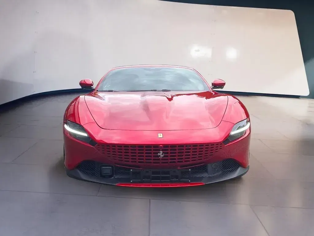 Usata Ferrari Roma 620 CV (456 kW) 2025 Rosso Cabrio