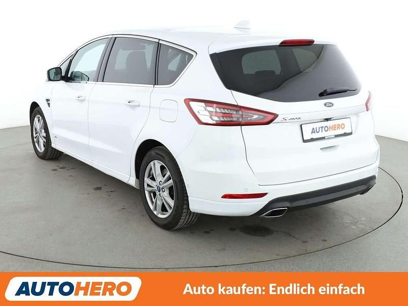 Gebraucht Ford S-MAX Titanium 190 PS (139 kW) 2020 Frostweiss Van / Kleinbus