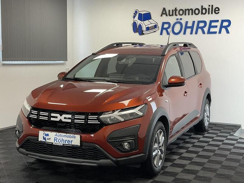 Orange Gebraucht 2023 Dacia Jogger Expression Van / Kleinbus | 18.800 € (Fairer Preis) - Bild 1/4