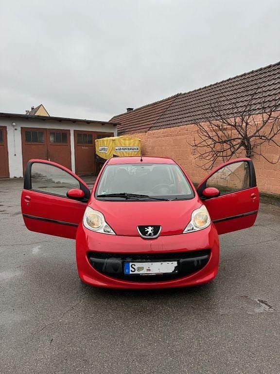 Gebraucht Peugeot 107 Filou 68 PS (50 kW) 2007 Rot Kleinwagen