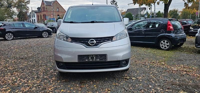 Silber Gebraucht 2017 Nissan Evalia Tekna Van / Kleinbus | 11.800 € (Fairer Preis) - Bild 1/4