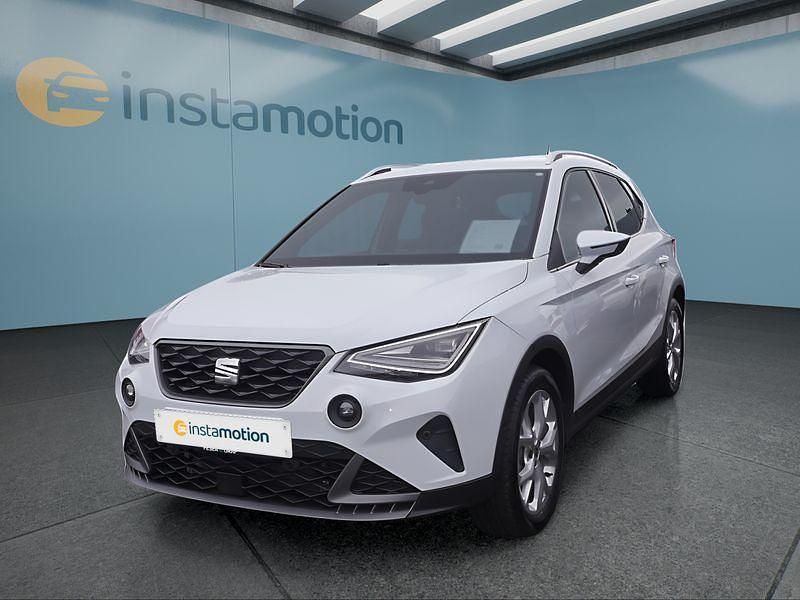 Weiß Gebraucht 2025 Seat Arona FR SUV | 22.949 € (Fairer Preis) - Bild 1/4