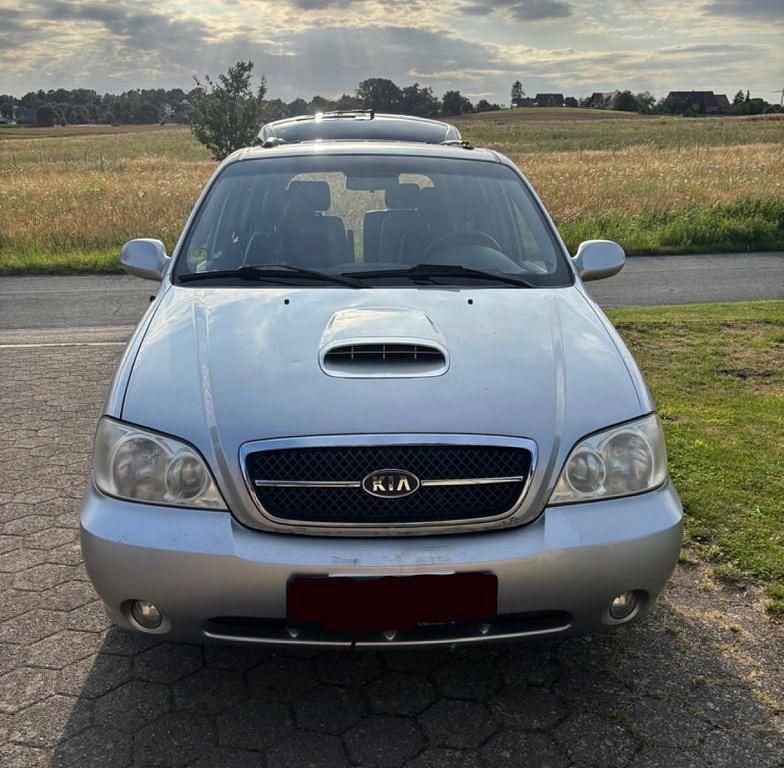 Gebraucht Kia Carnival EX 144 PS (105 kW) 2004 Silber Van / Kleinbus