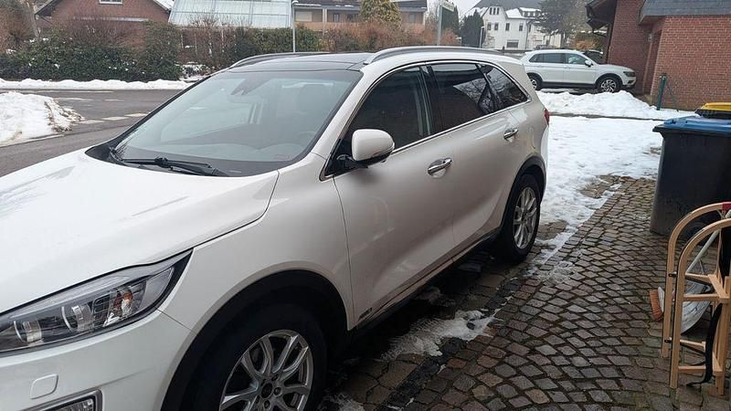 Weiß Gebraucht 2014 Kia Sorento Platinum Edition SUV | 9.800 € (Superpreis) - Bild 1/4
