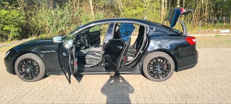 Gebraucht Maserati Ghibli 275 PS (202 kW) 2016 Schwarz Limousine