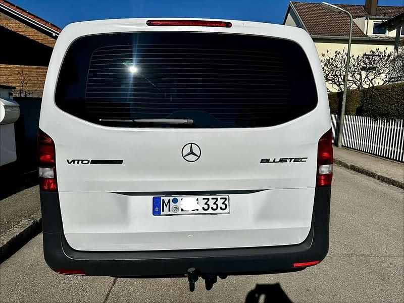 Gebraucht Mercedes Vito 114 PS (83 kW) 2016 Weiß Van