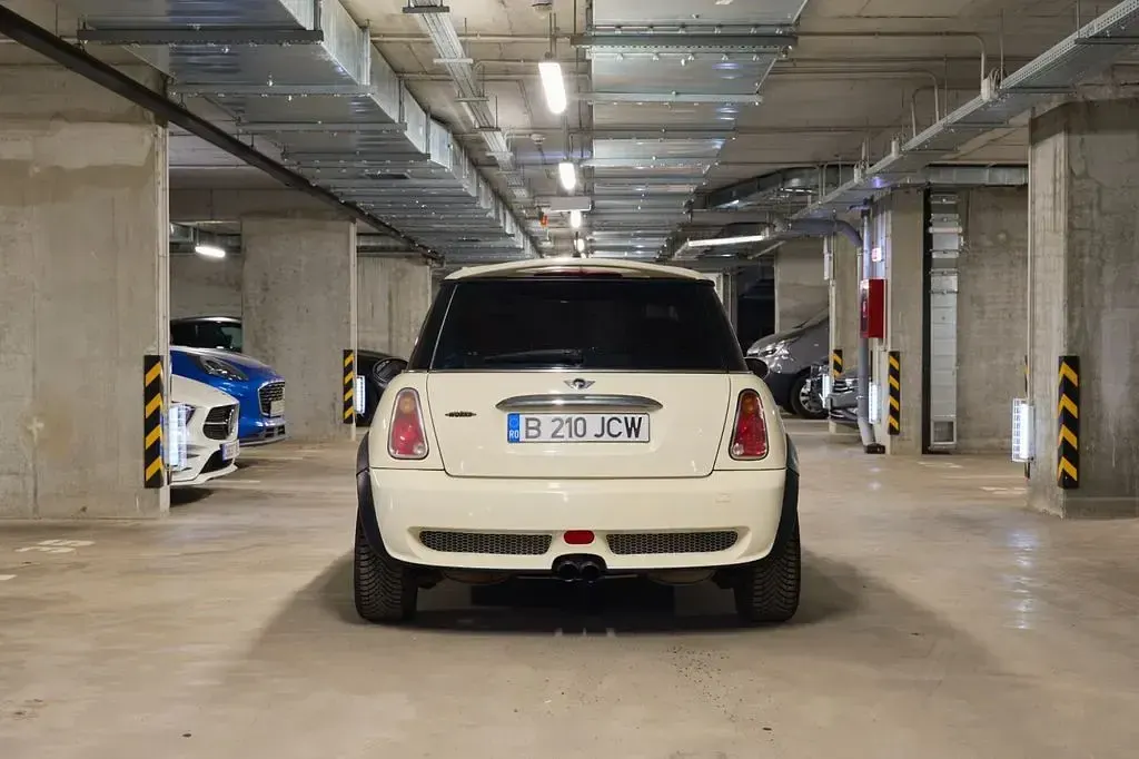 Gebraucht Mini John Cooper Works 211 PS (155 kW) 2005 Weiß Kleinwagen