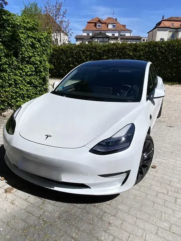 Gebraucht Tesla Model 3 377 kW (513 PS) 2023 Weiß Limousine