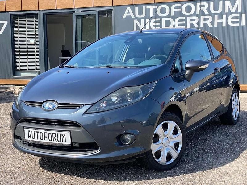 Royalgrau met. Gebraucht 2009 Ford Fiesta Trend Kleinwagen | 3.000 € (Fairer Preis) - Bild 1/4