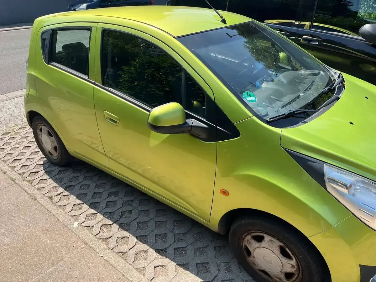 Gebraucht Chevrolet Spark LS 68 PS (50 kW) 2010 Grün Kleinwagen