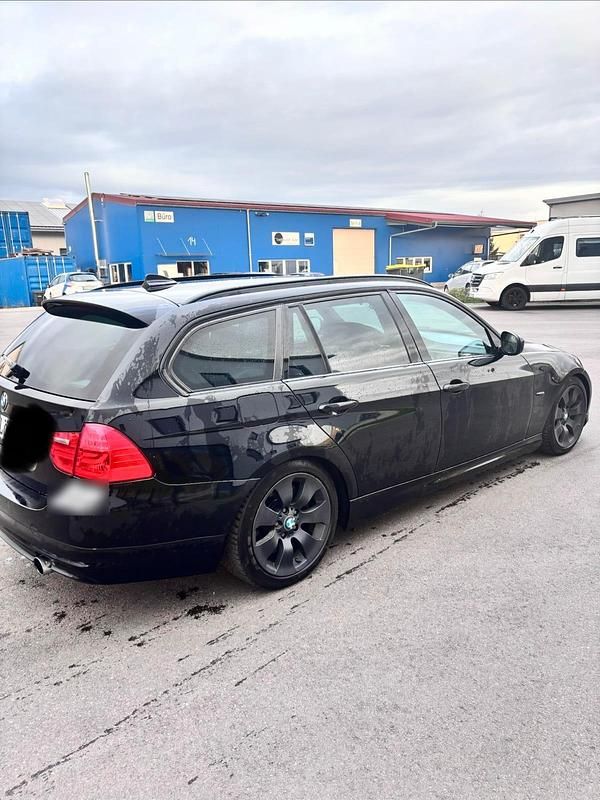 Gebraucht BMW 335 Shadowline 334 PS (245 kW) 2010 Schwarz Kombi