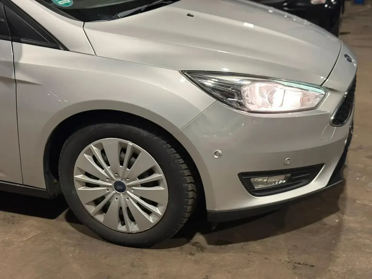 Gebraucht Ford Focus Business Edition 120 PS (88 kW) 2017 Silber Kombi