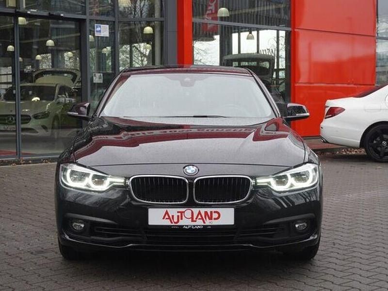 Gebraucht BMW 318 136 PS (100 kW) 2016 Schwarz Kombi