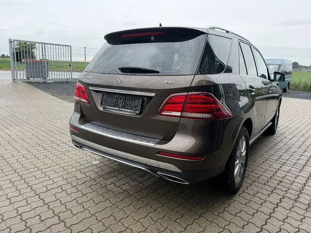 Gebraucht Mercedes GLE350 258 PS (189 kW) 2017 Braun SUV