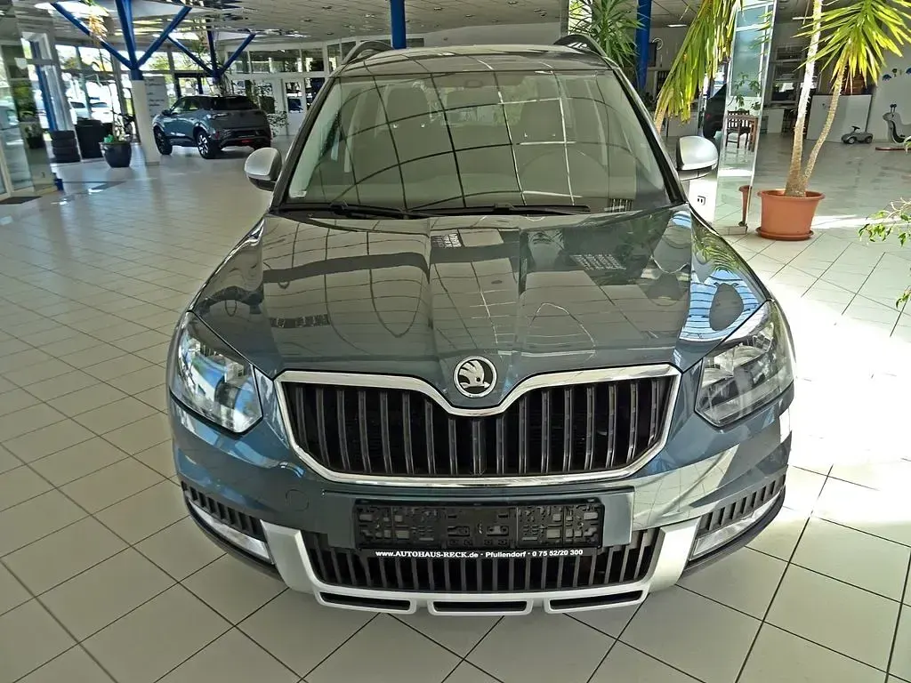 Gebraucht Skoda Yeti Ambition 122 PS (89 kW) 2014 Grau SUV