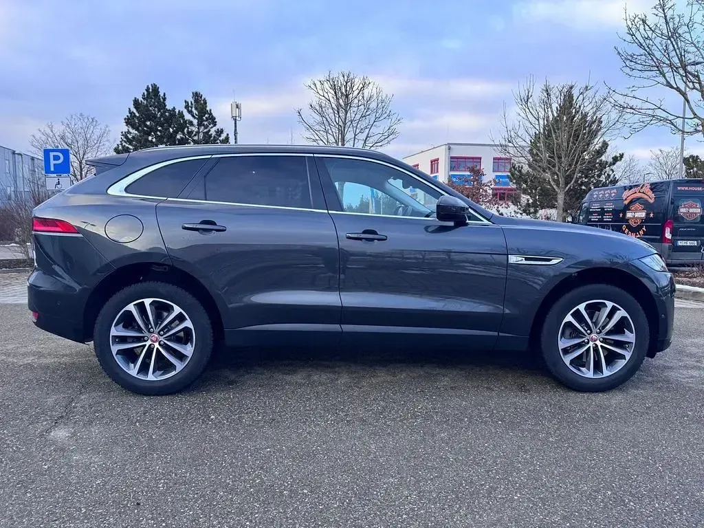 Gebraucht Jaguar F-Pace 300 PS (220 kW) 2019 Grau SUV