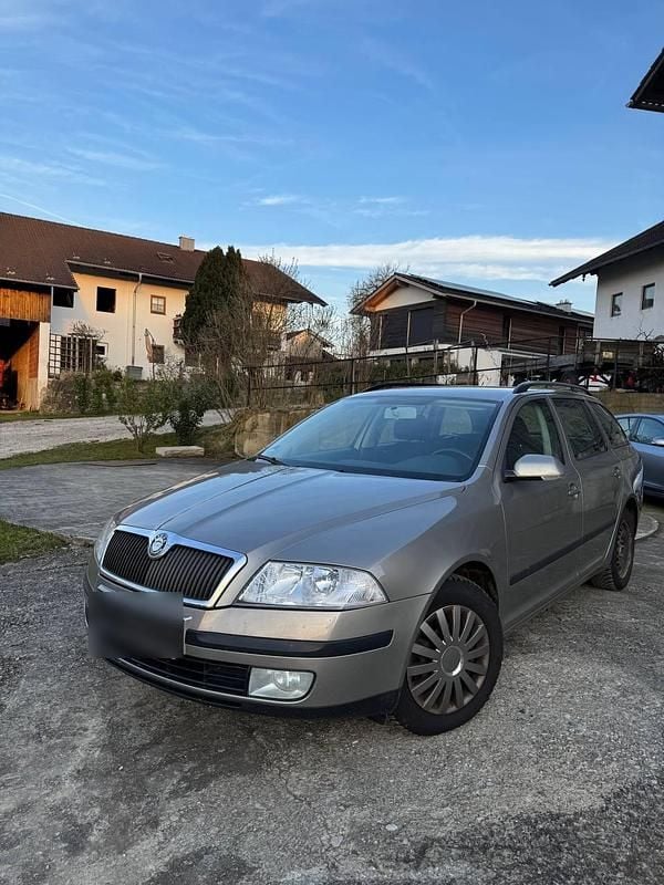Gebraucht Skoda Octavia 102 PS (75 kW) 2007 Grau Kombi