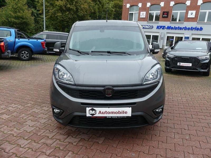 Gebraucht Fiat Doblò 101 PS (74 kW) 2021 Grau Van / Kleinbus