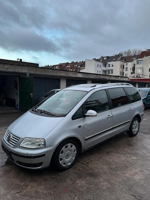 Gebraucht VW Sharan Freestyle 116 PS (85 kW) 2007 Silber Van / Kleinbus