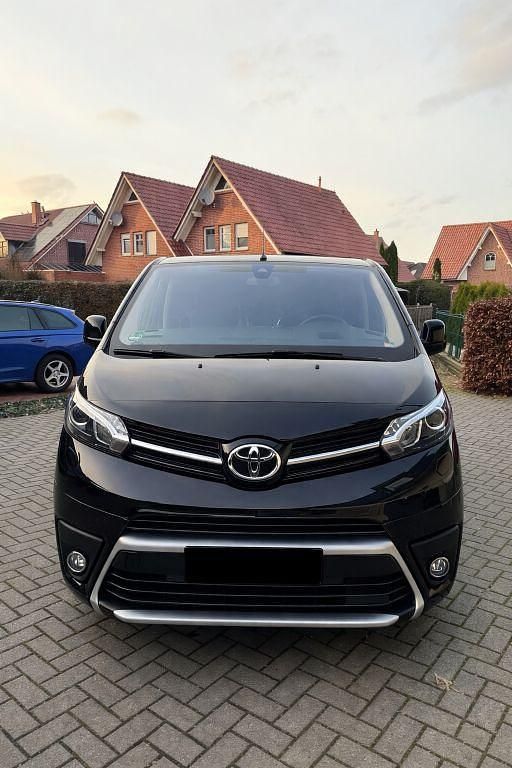 Gebraucht Toyota Proace 177 PS (130 kW) 2020 Schwarz Van / Kleinbus
