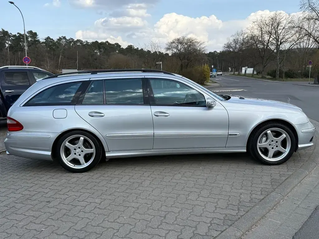 Gebraucht Mercedes E350 AMG 272 PS (200 kW) 2005 Silber Limousine
