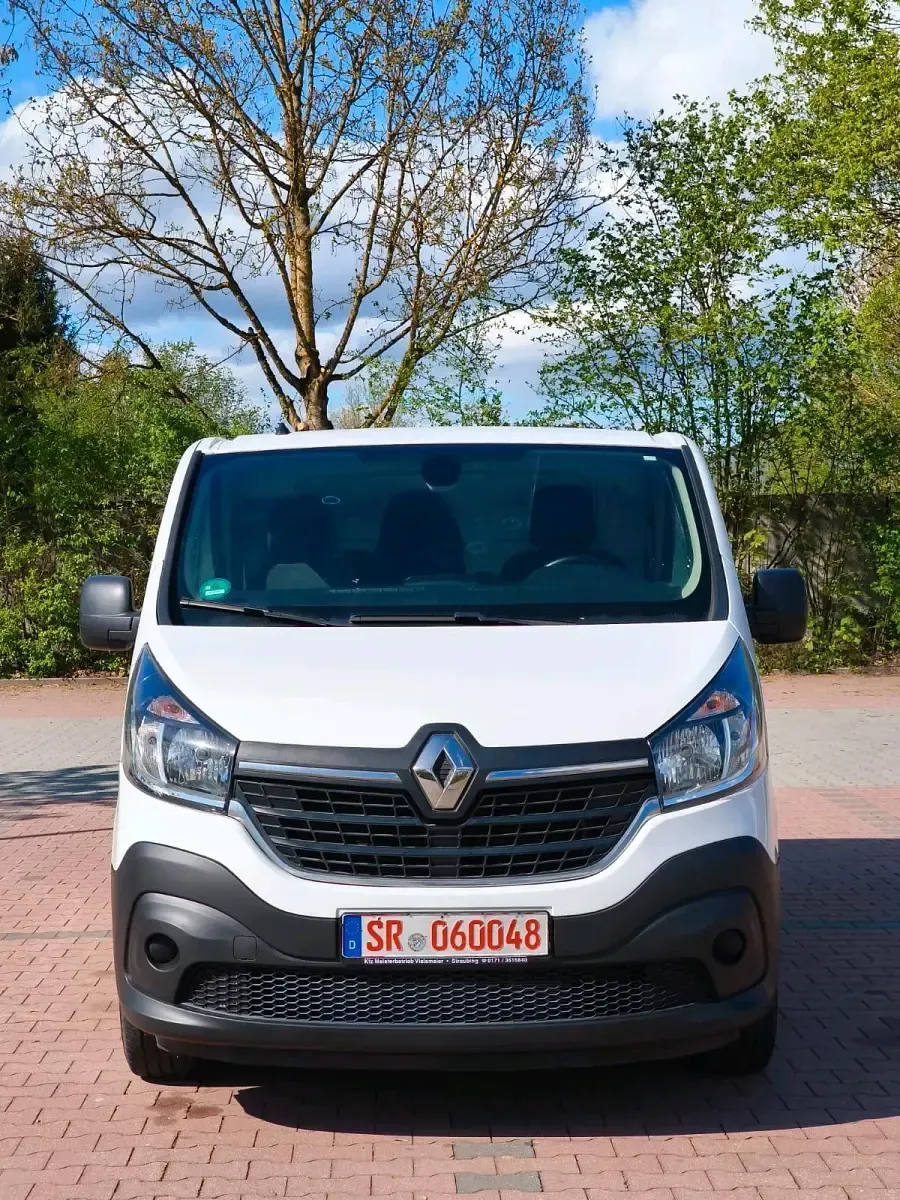 Gebraucht Renault Trafic 120 PS (88 kW) 2021 Weiß Van / Kleinbus