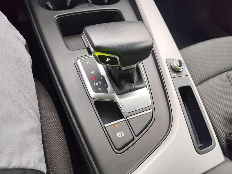 Gebraucht 2021 Audi A4 Sport Kombi | 21.000 € (Etwas zu teuer) - Bild 1/4