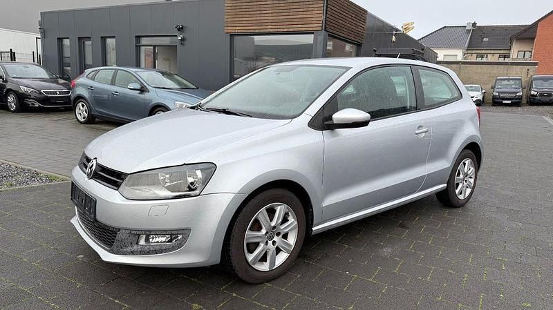 Silber Gebraucht 2010 VW Polo Highline Kleinwagen | 4.250 € (Fairer Preis) - Bild 1/4