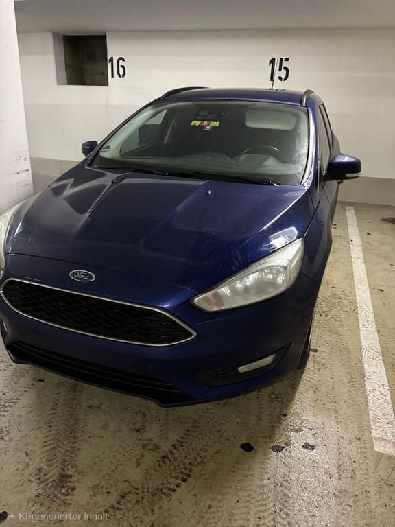 Gebraucht Ford Focus Trend 120 PS (88 kW) 2015 Blau Kombi