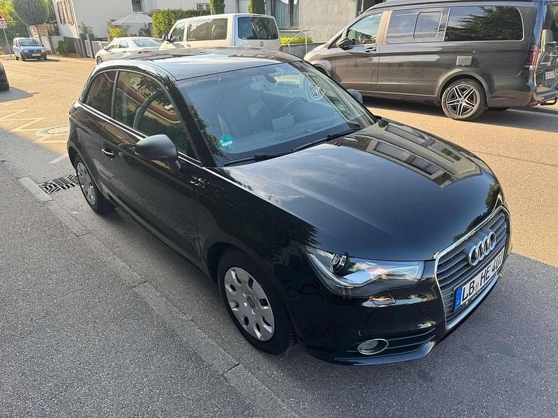 Schwarz Gebraucht 2014 Audi A1 Attraction Kleinwagen | 11.200 € (Fairer Preis) - Bild 1/4